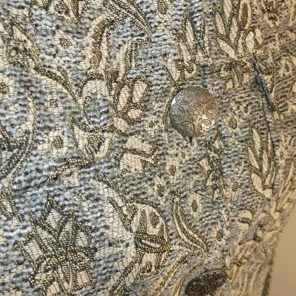Chico's Grey Gold Tan Brocade Crop Jacket 0 Small - Picture 2 of 4